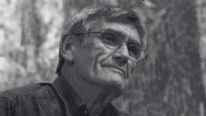 featured image for Nonviolent Communication: The Key to Better Negotiations and Stronger Relationships